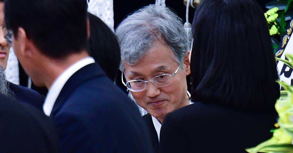 “깊은 위로의 말씀”…조희대 대법원장 부친상 빈소서 30분간 자리 지킨 ‘이 사람’