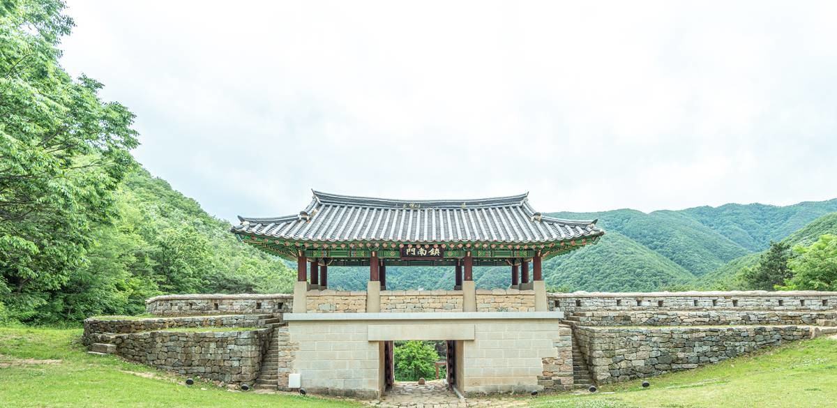 문경 고모산성 전경