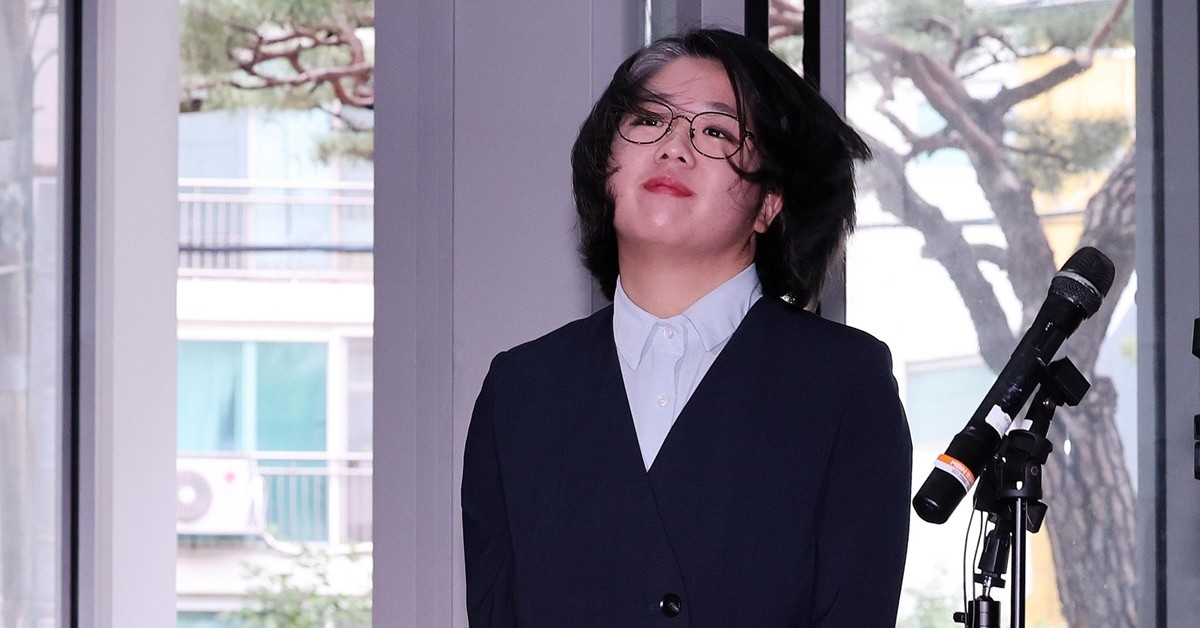 용혜인 성평등가족부 장관 후보자가 2일 오전 서울 서대문구 한국청소년활동진흥원에 마련된 인사청문회 준비사무실로 첫 출근하고 있다. / 뉴스1