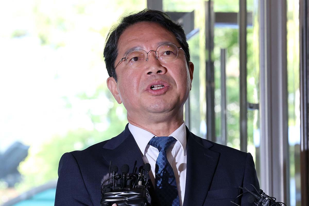 김승원 법무부 장관 후보자가 3일 오전 서울 종로구 적선현대빌딩에 마련된 인사청문회 준비사무실로 출근하고 있다. / 뉴스1