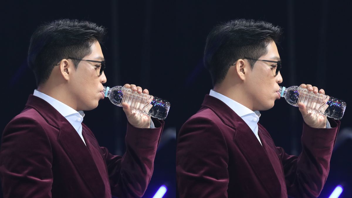“현금 들고갈 것”...대학 축제서 학생 등록금 내준다고 '깜짝 발언'한 '유명 가수'