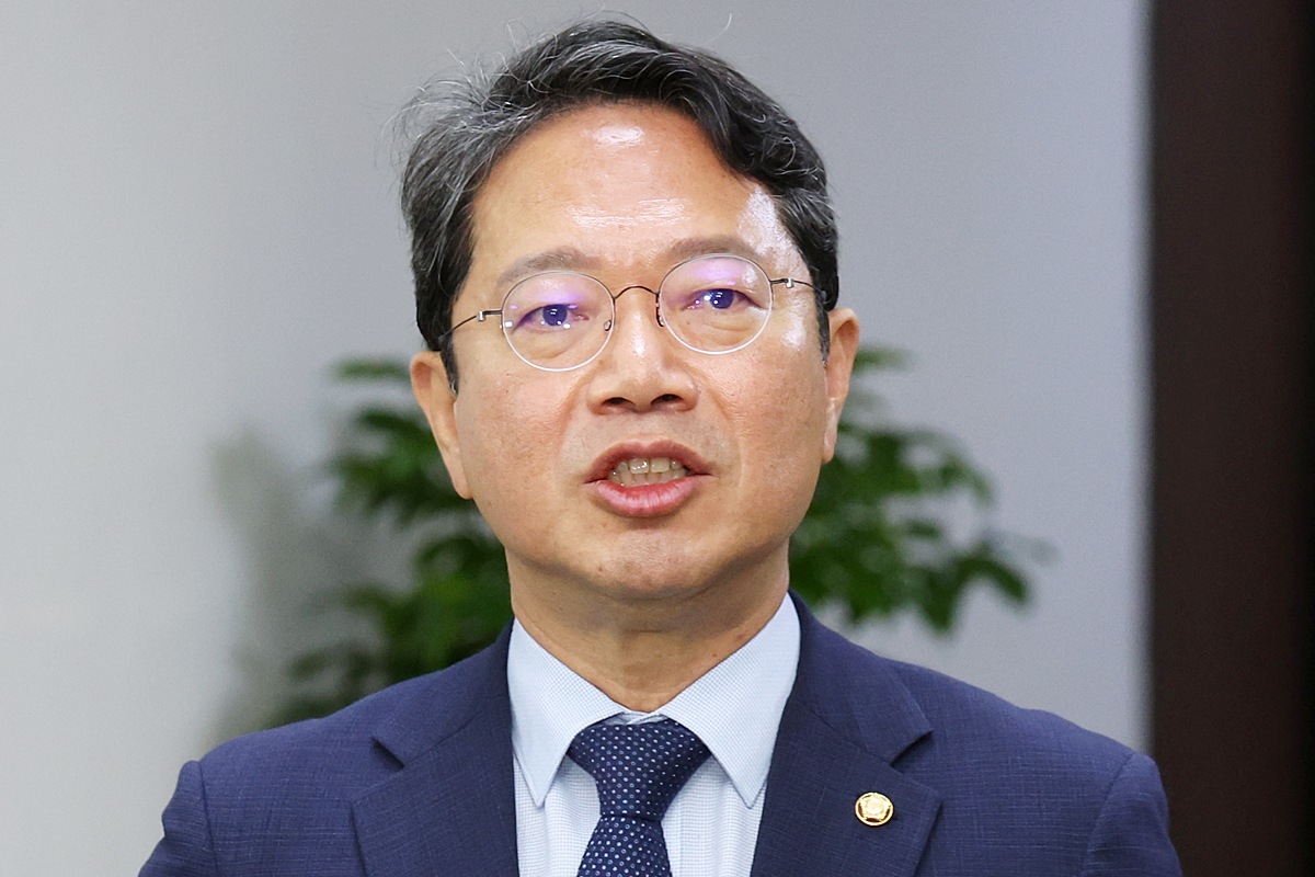 김승원·브로커 양씨 통화 녹취…“동생, 보고 싶어 눈물 나네” “오빠, 달려갈게”