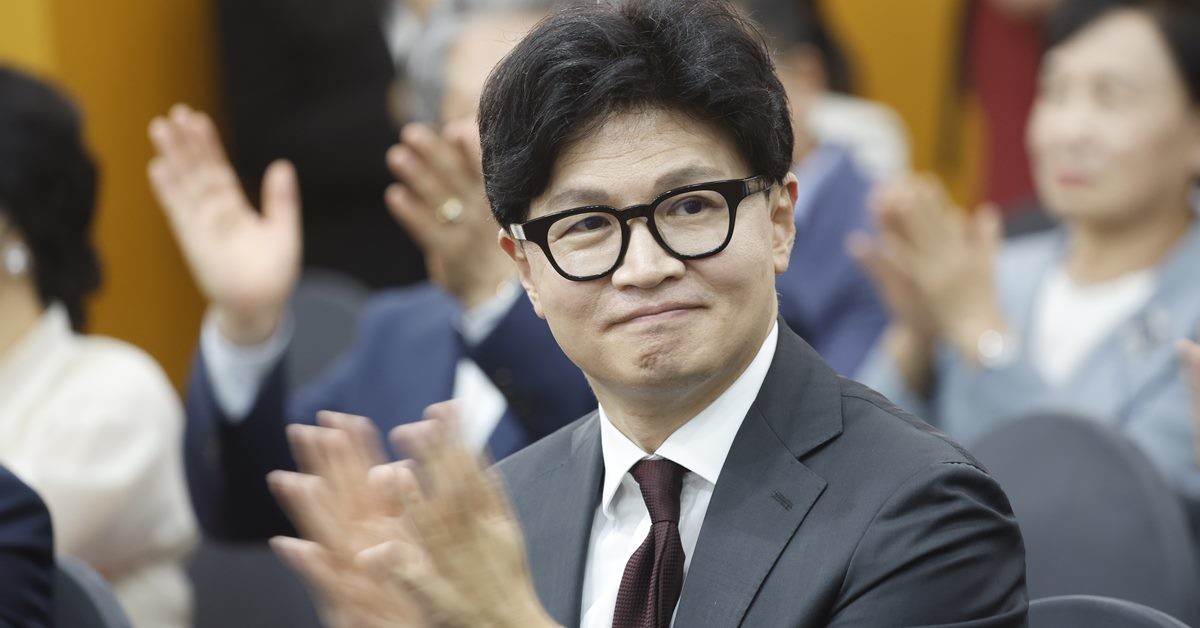 무소속 한동훈 의원이 차기 정치 지도자 선호도 조사에서 처음으로 1위에 올랐다. / 뉴스1