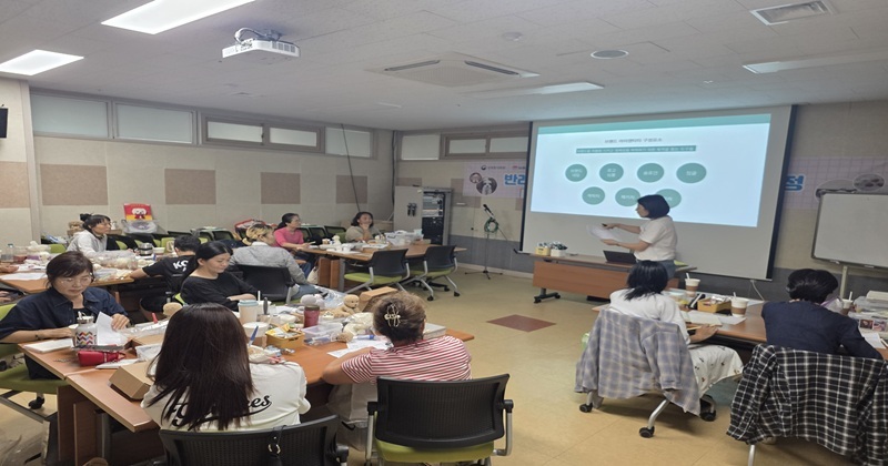 김제여성새일센터, 반려동물 양모펠트 굿즈 디자인과정 ‘창업컨설팅’실시
