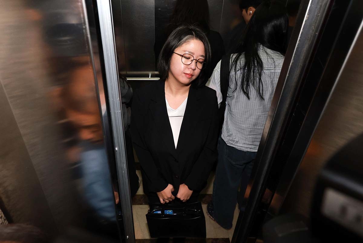 용혜인 성평등가족부 장관 후보자가 7일 서울 서대문구 한국청소년활동진흥원에 마련된 인사청문회 준비 사무실로 출근하고 있다. / 뉴스1