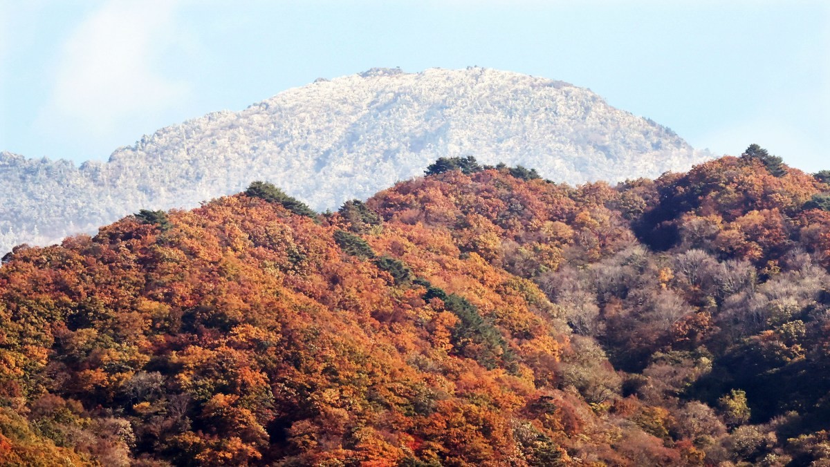 경남 함양군 마천면 삼정마을에서 바라 본 지리산 천왕봉 전경 / 뉴스1