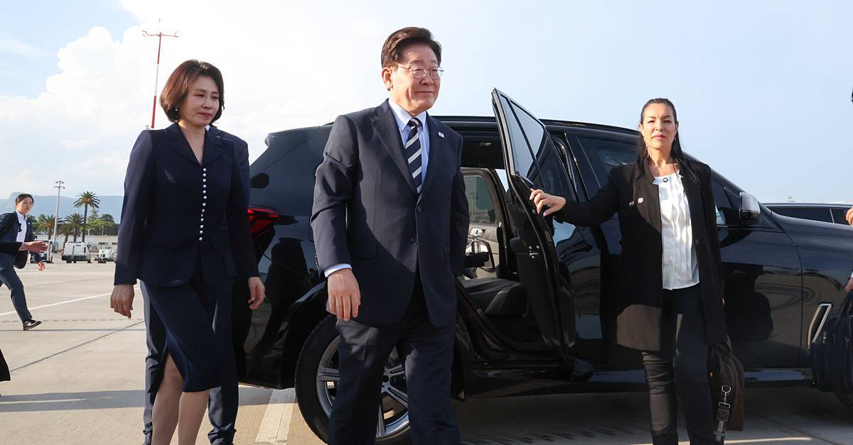 “돌아오면 괴로운 일들만”…프랑스 간 이 대통령 작심 비판한 정치인  