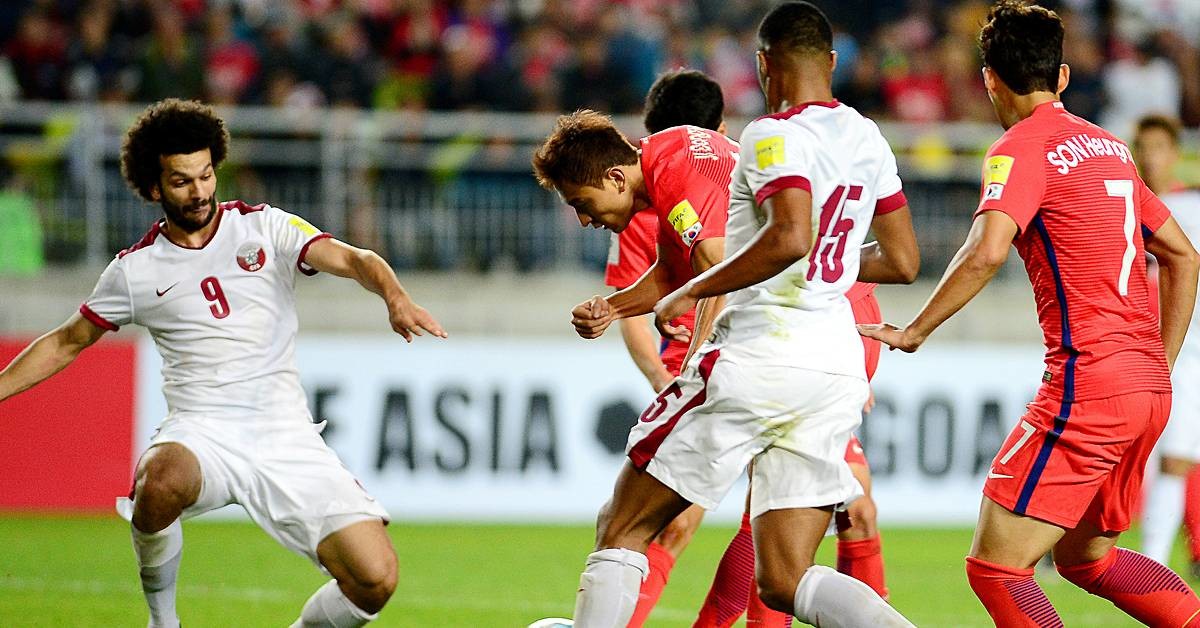 2016년 10월 6일 오후 경기도 수원월드컵경기장에서 열린 2018 FIFA 러시아 월드컵 아시아 지역 최종예선 A조 3차전 대한민국과 카타르의 경기에서 후반 지동원이 동점골을 넣고 있다 / 뉴스1