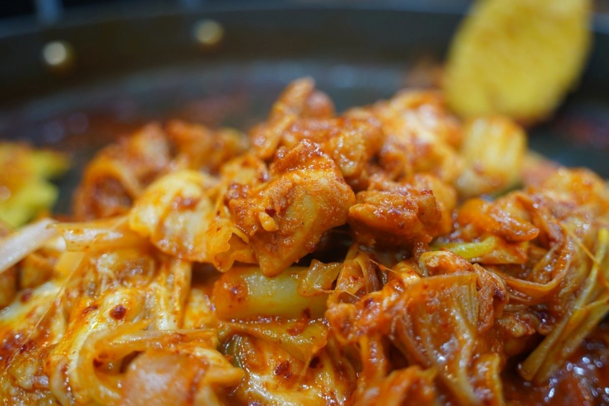 닭갈비 자료사진. / Hyung min Choi-shutterstock.com