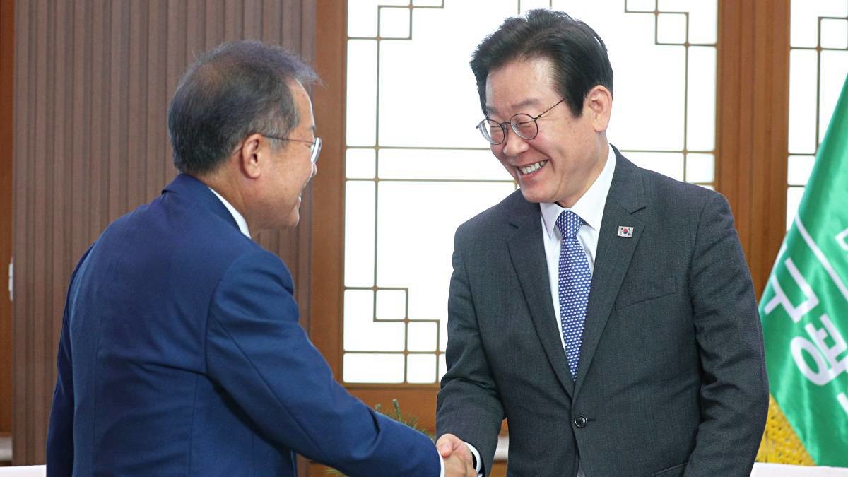2023년 당시의 홍준표 대구시장과 이재명 더불어민주당 대표. / 뉴스1