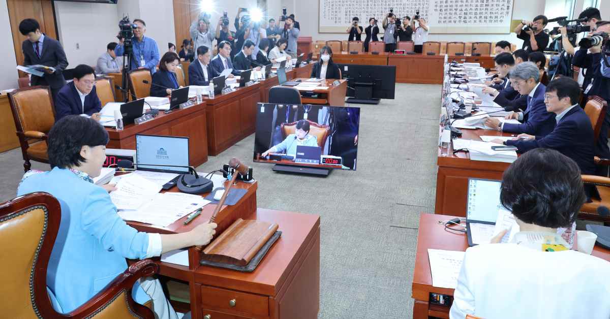 JTBC 중계권 논란에…이제 올림픽·월드컵 ‘지상파 중계’ 의무화된다