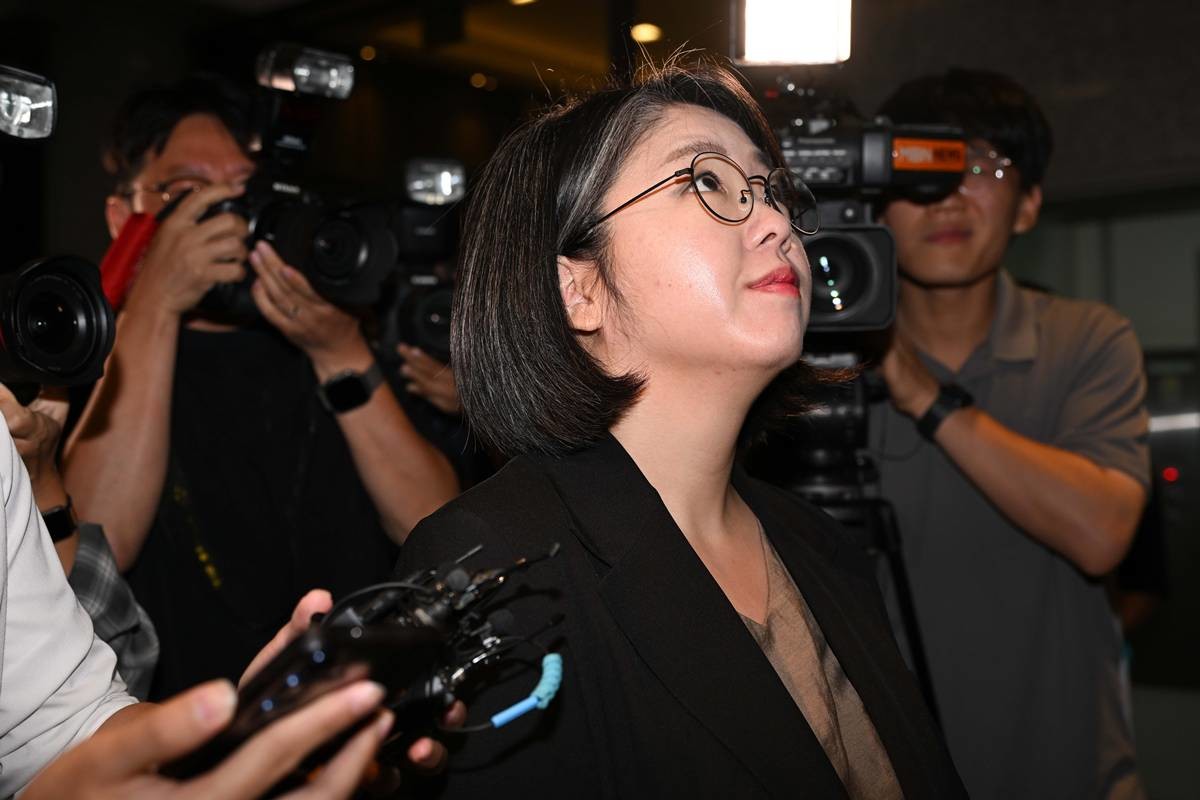 '묵묵부답' 용혜인 성평등가족부 장관 후보자 / 뉴스1