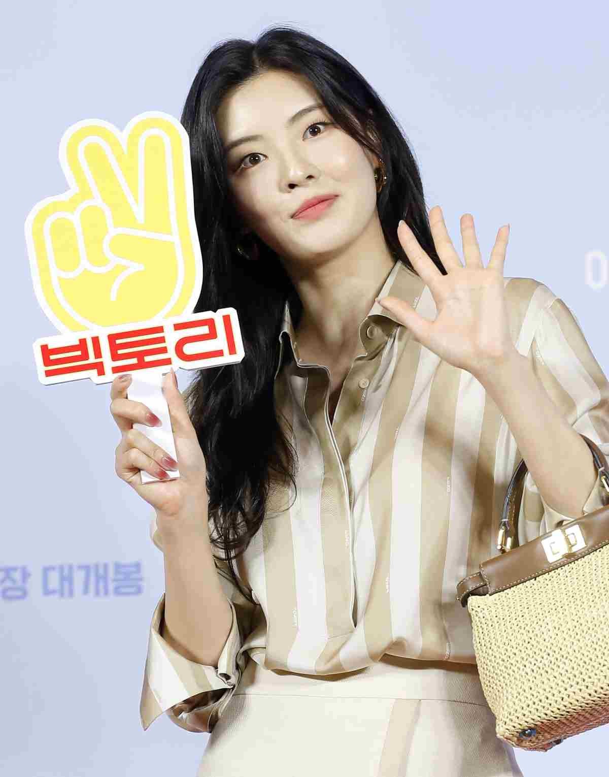 배우 이선빈이 2024년 서울 용산CGV에서 열린 영화 '빅토리' 언론시사회 VIP시사회에 참석하고 있다. / 뉴스1