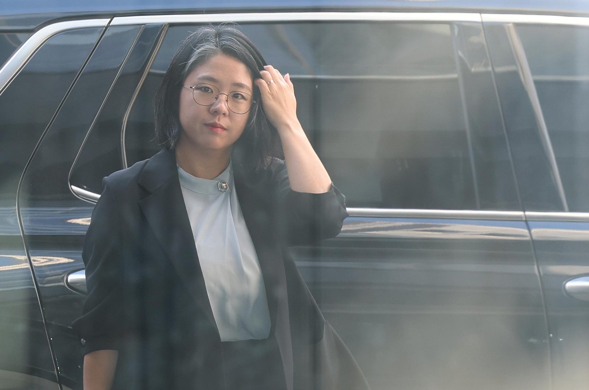 용혜인 성평등가족부 장관 후보자가 11일 오전 서울 서대문구 한국청소년활동진흥원에 마련된 인사청문회 준비 사무실로 출근하고 있다. / 뉴스1