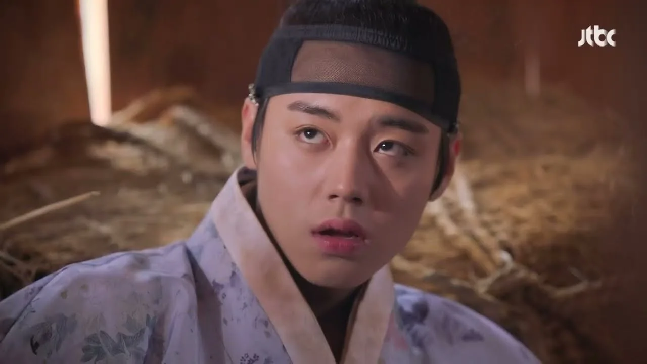 투정 부리는 고영수, 두 사람의 케미 / 드라마 '꽃파당' 영상 화면 (영상=JTBC Drama)