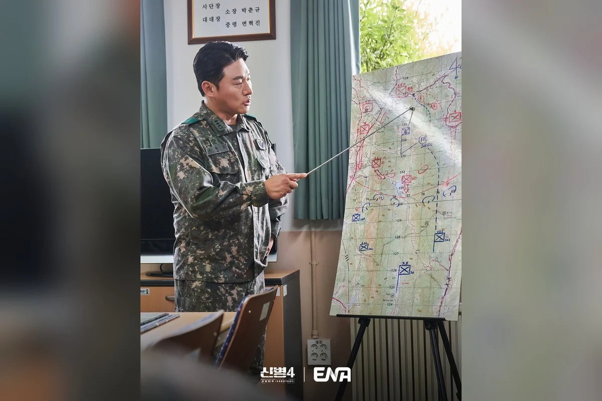 드라마 '신병' 공식 스틸 (사진=Seezn)