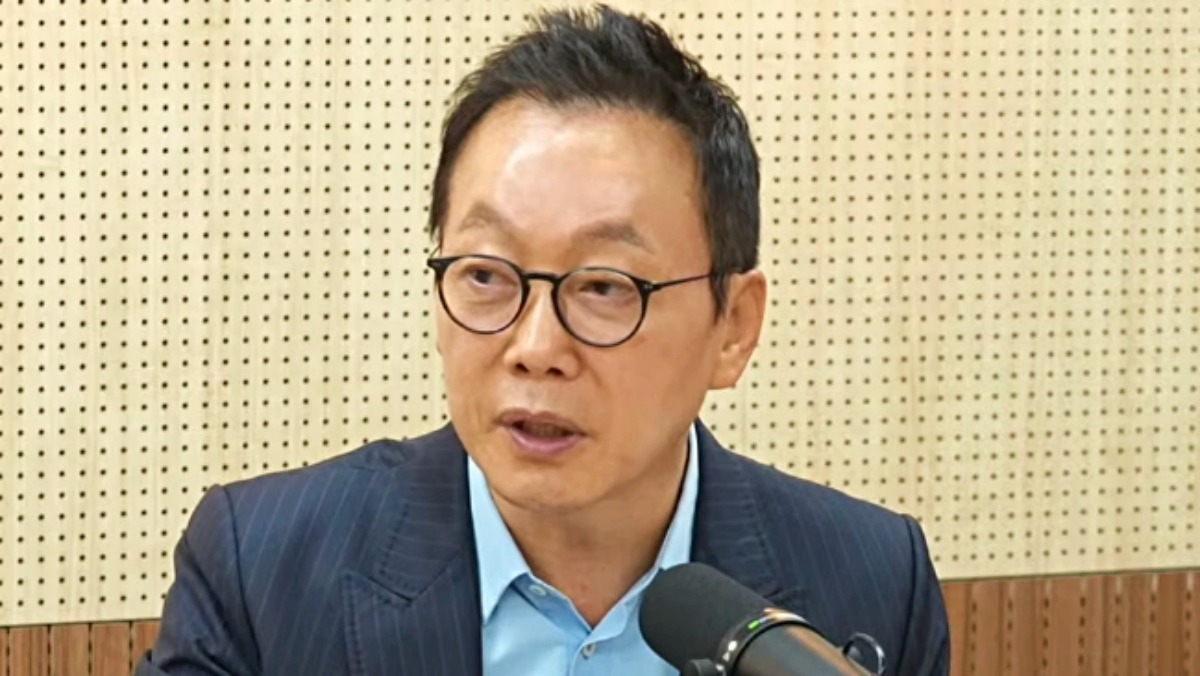 민주당 컴백한 정봉주, 한동훈 '오빠' 공세에 딱 '두 단어'로 반격...반응 폭발