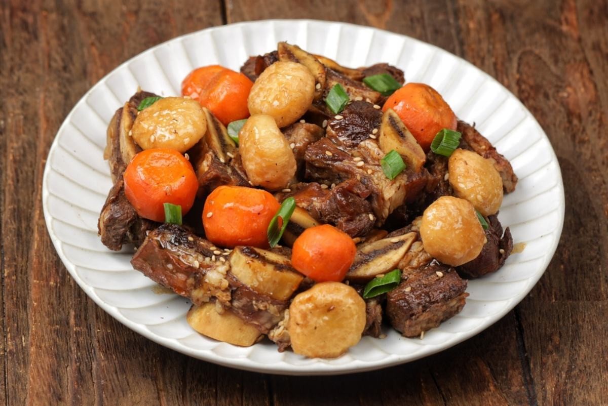 갈비찜 자료사진. / Nunung Noor Aisyah, kamadon-shutterstock.com