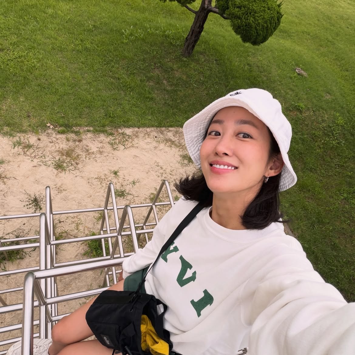 전혜빈이 14일 자신의 SNS를 통해 아들과의 여행 근황을 전했다. / 전혜빈 인스타그램