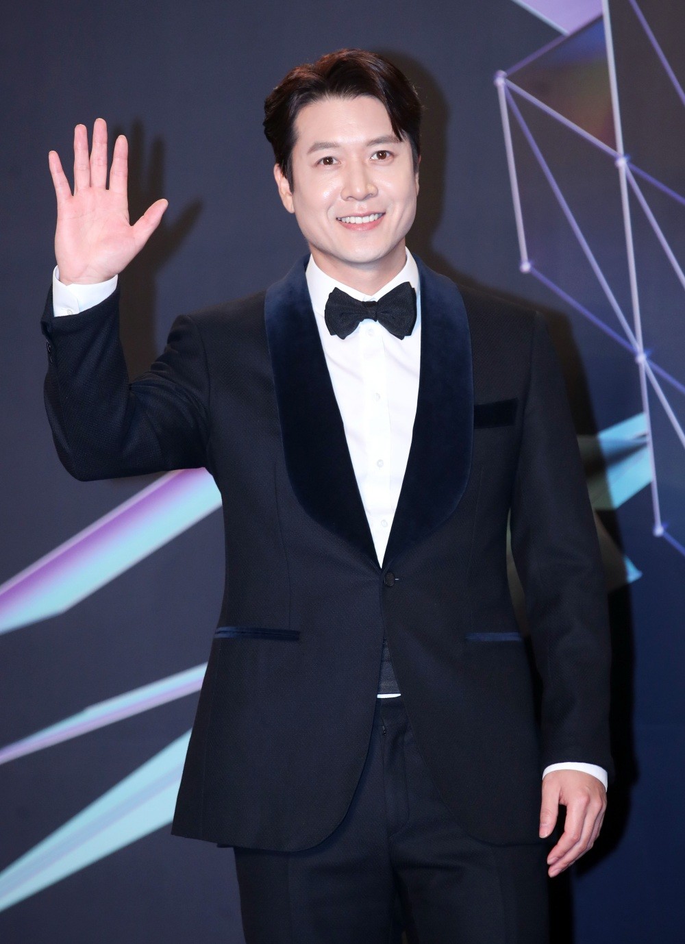 배우 조현재가 2018년 11월 6일 오후 인천 남동 체육관에서 열린 ‘2018 MGA(MBC플러스 X 지니뮤직 어워드)’ 레드카펫 행사에 참석해 포즈를 취하고 있다. / 뉴스1