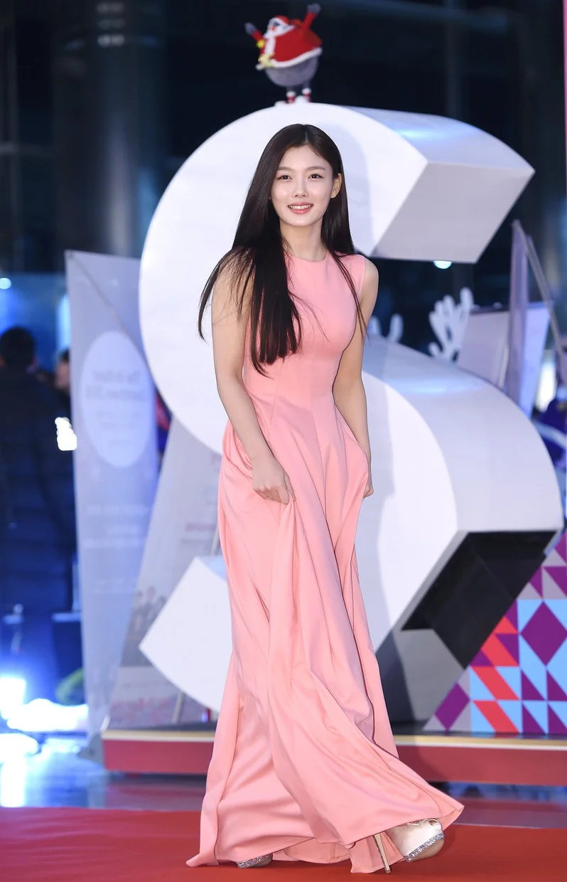 밀정과 통역관이 얽히는 첩보 로맨스 / 김유정 (사진=뉴스1)