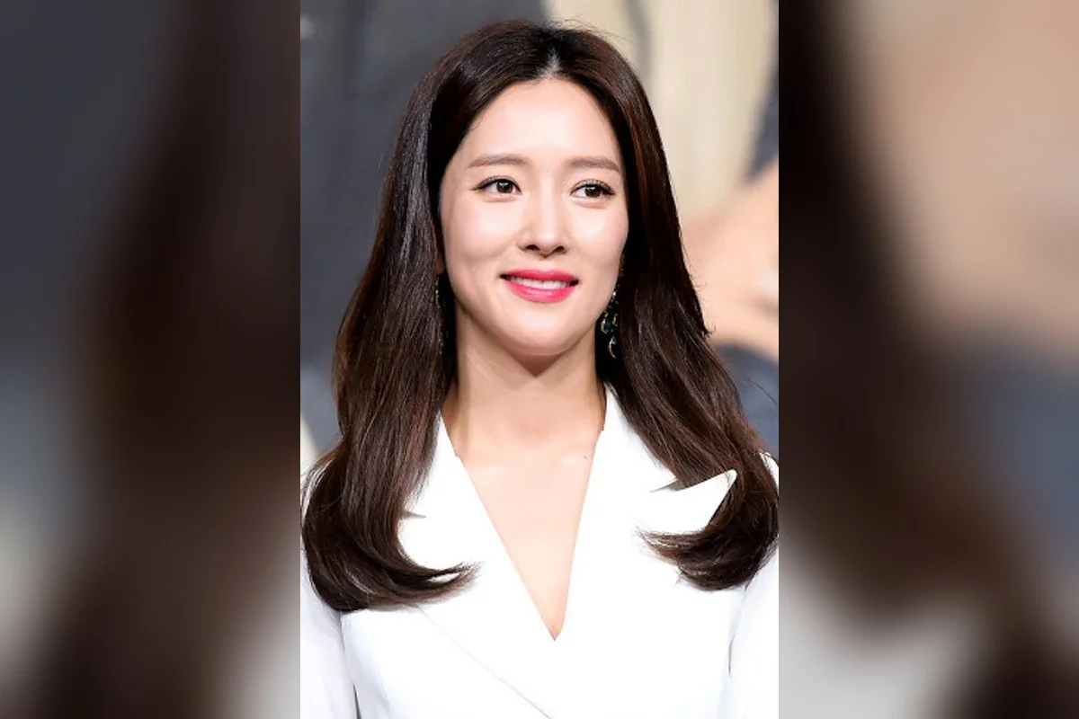 드라마 '그래, 이혼하자' 출연 왕빛나 (사진=TMDB)