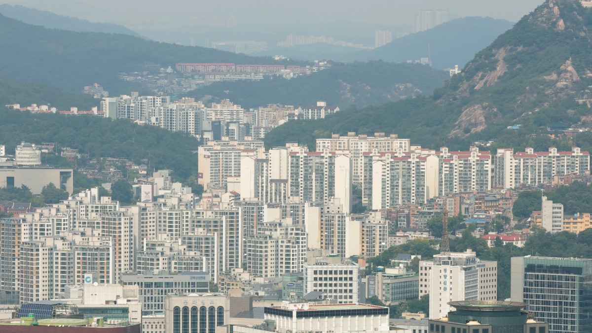 서울 남산타워에서 바라본 서울 도심. / 뉴스1