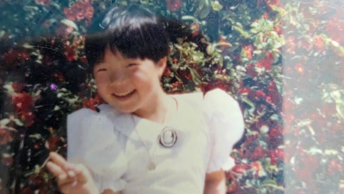 이 아이는 누구일까요?…'육아 난이도 최상' 과거 사진 공개된 여자 연예인
