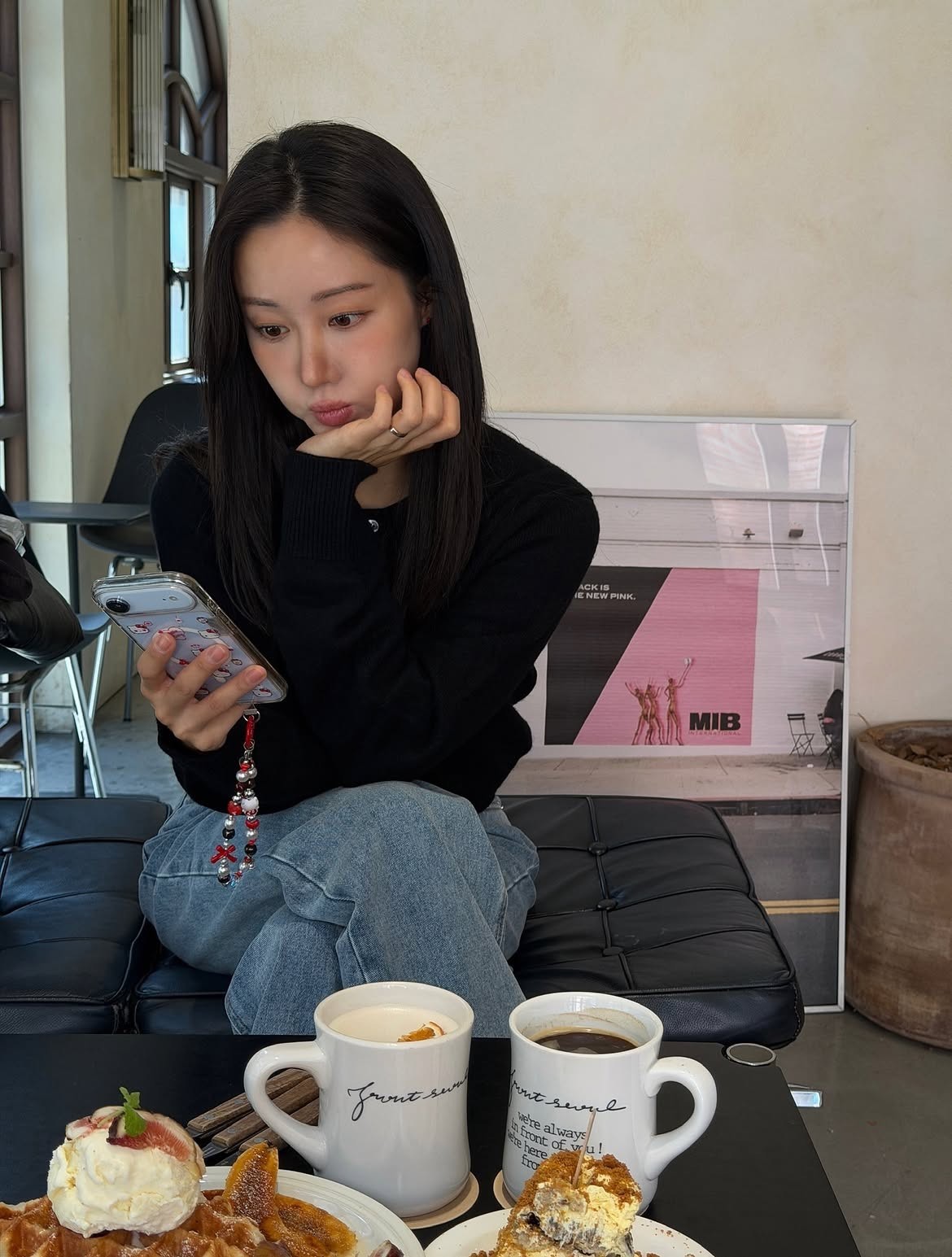 한그루가 17일 자신의 SNS에 여러 장의 사진을 게재했다. / 한그루 인스타그램