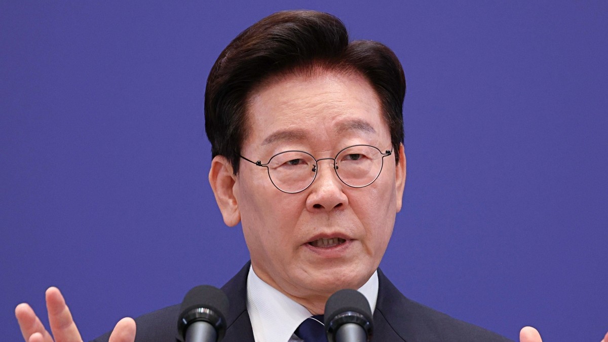 이재명 대통령이 18일 청와대 영빈관에서 열린 현안 기자회견에서 취재진의 질문에 답변하고 있다. / 청와대통신사진기자단-뉴스1