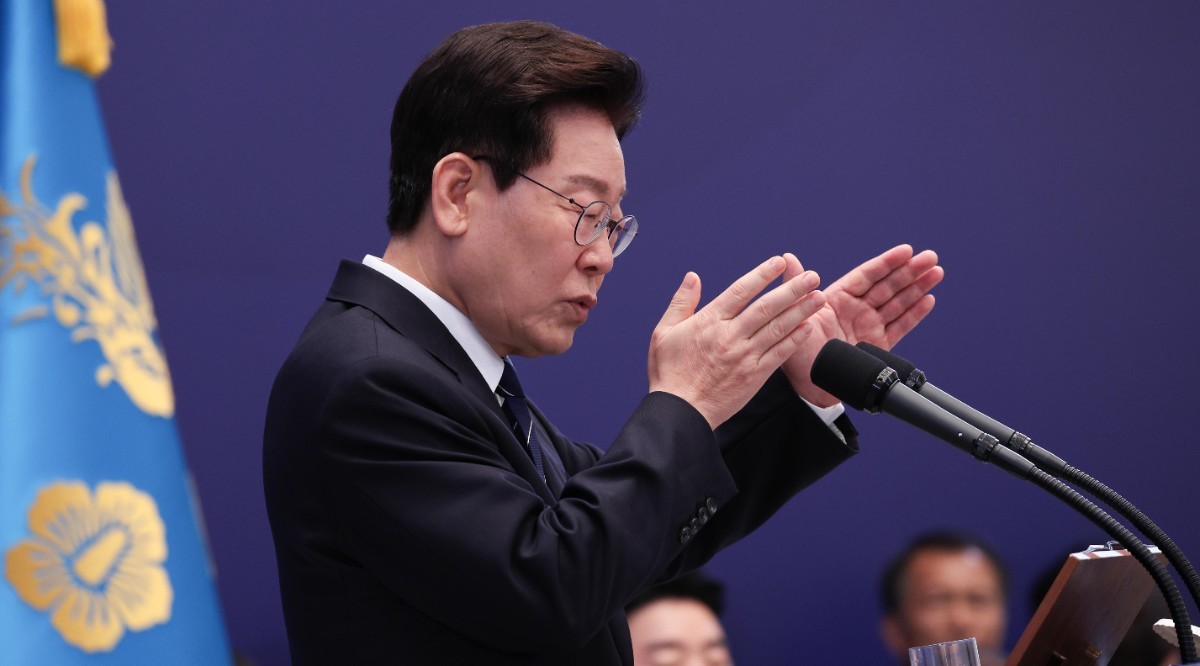 이재명 대통령이 18일 청와대 영빈관에서 열린 현안 기자회견에서 발언하고 있다. / 뉴스1 (청와대통신사진기자단)
