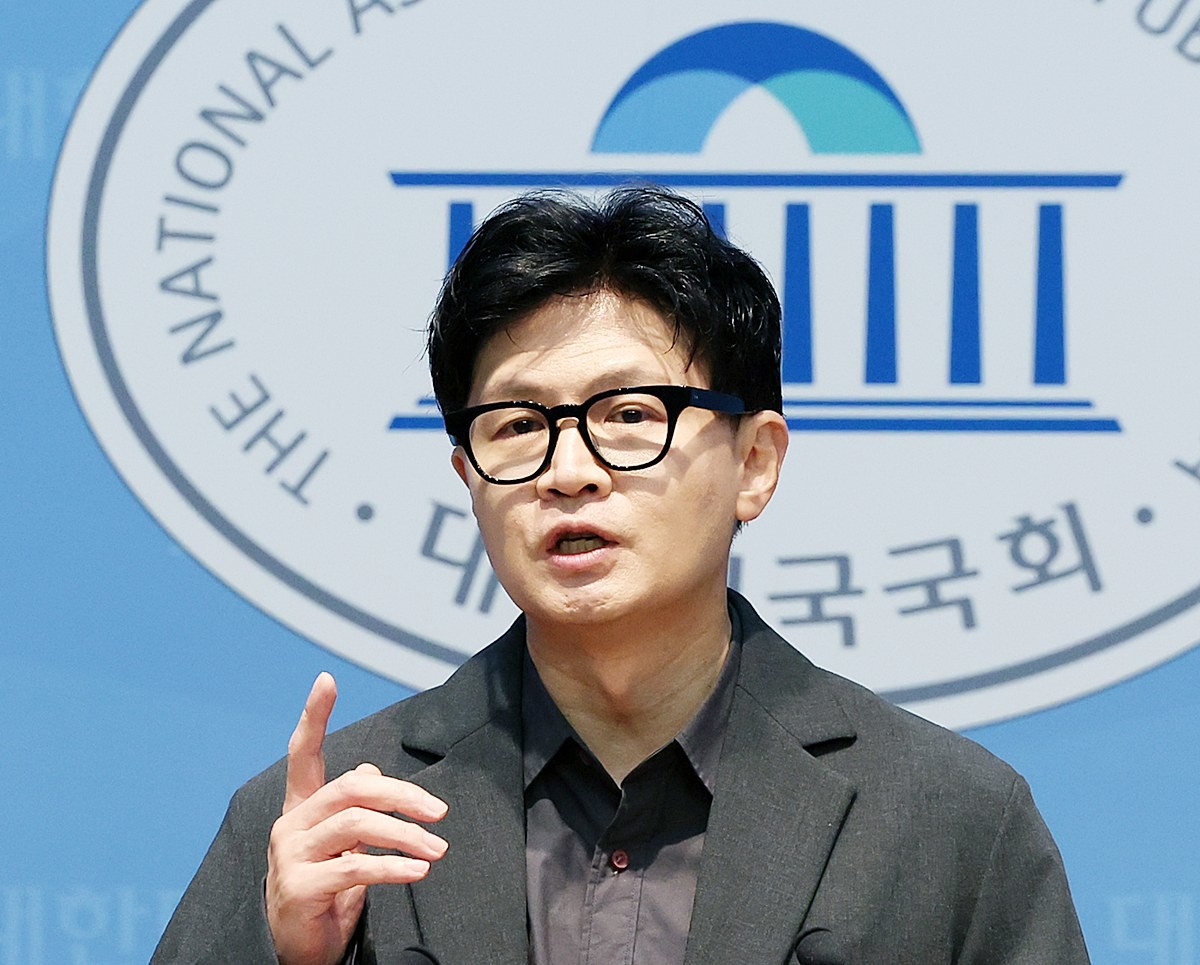 한동훈 무소속 의원이 19일 서울 영등포구 여의도 국회 소통관에서 기자회견을 하고 있다. / 뉴스1