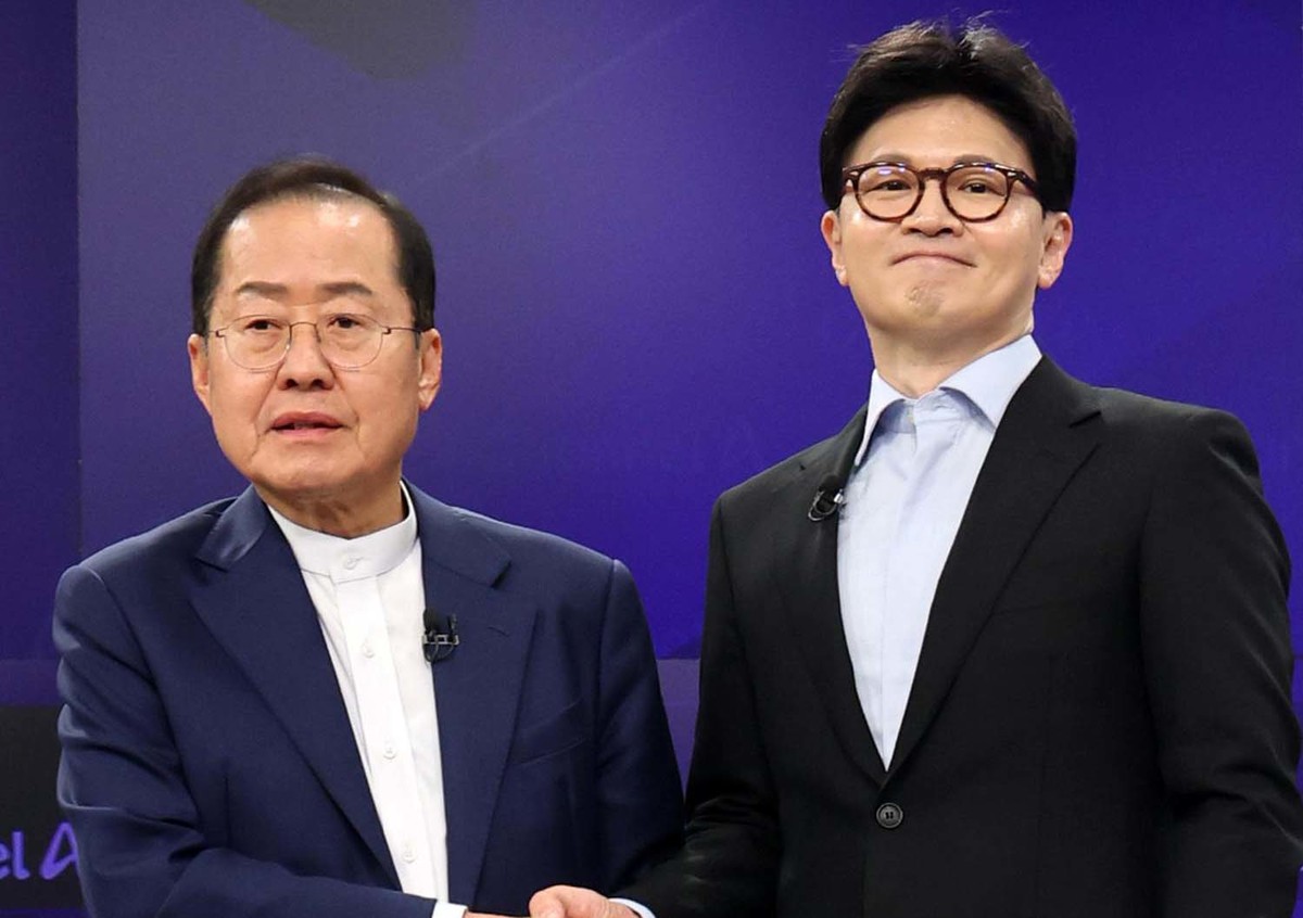 홍준표(왼쪽) 전 대구시장과 한동훈 무소속 의원. / 뉴스1