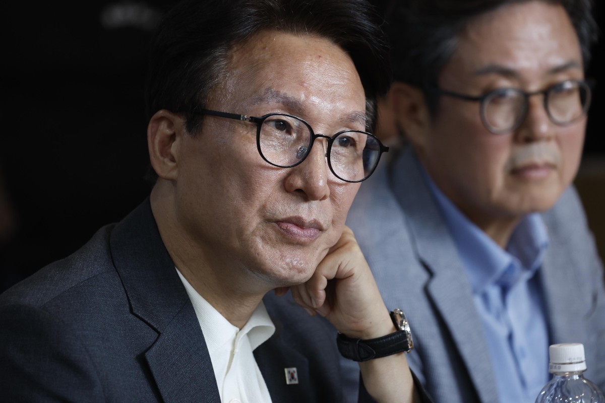 이런 망신이... 한없이 곤혹스러운 상황에 처한 민주당