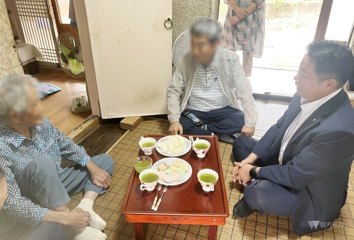 임지락 화순군수, 102세 어르신 찾아 생신 축하