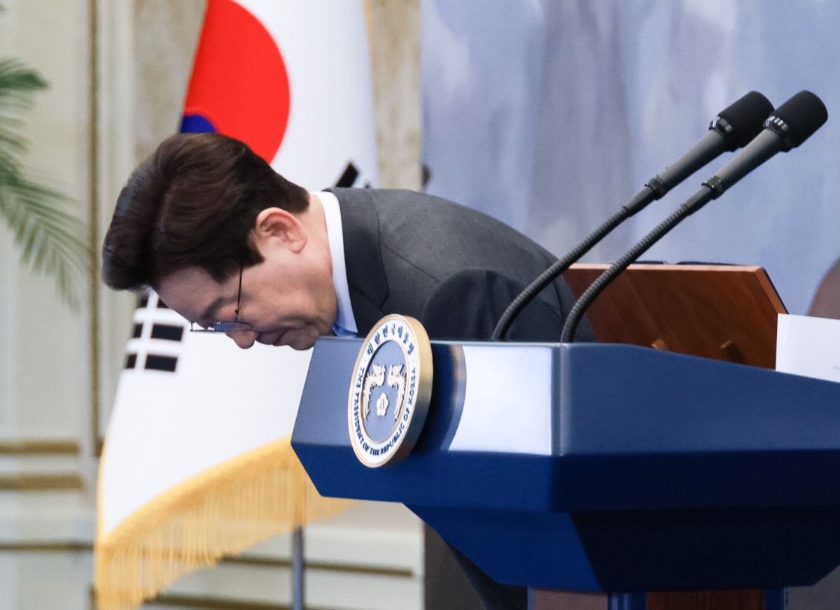 인사하는 이재명 대통령 / 뉴스1