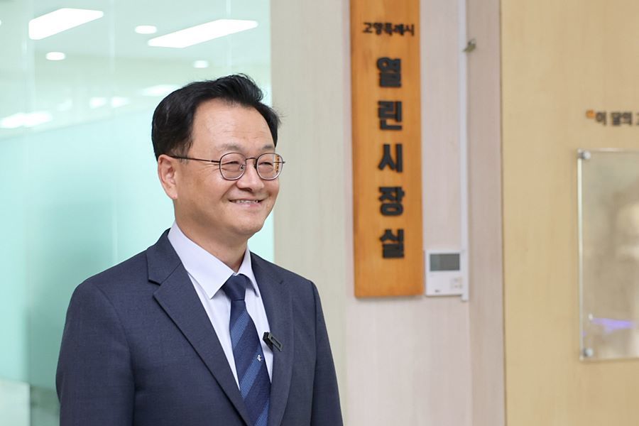 "시장실 문턱부터 낮춘다" 민경선 고양시장, 1층 시장실 시대 개막