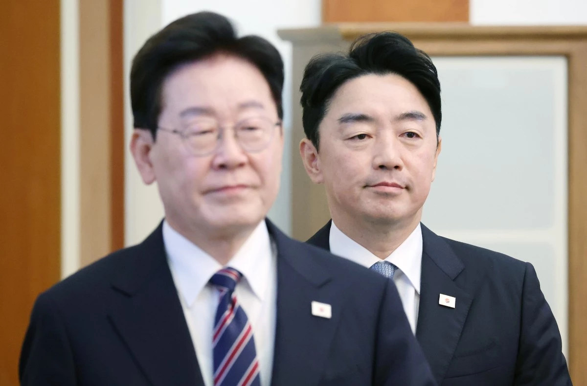 이재명 대통령과 강훈식 비서실장 / 뉴스1
