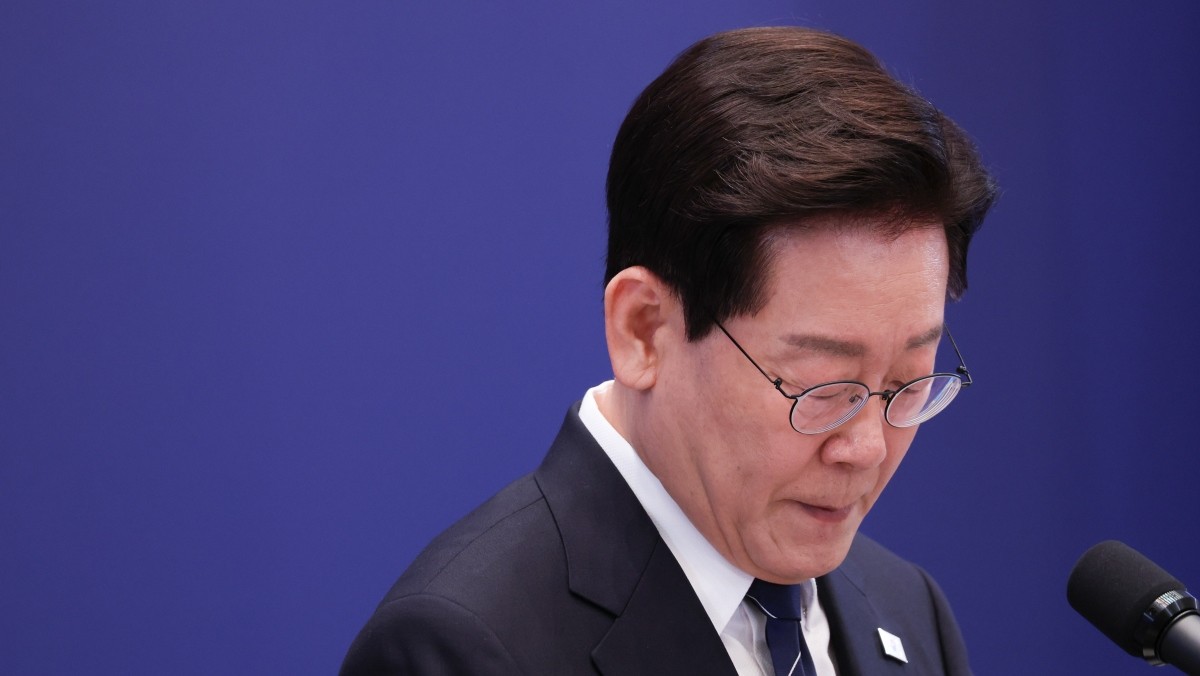 “이 대통령 외로워지지 않게…모두가 어깨 내어주길” 호소한 인물