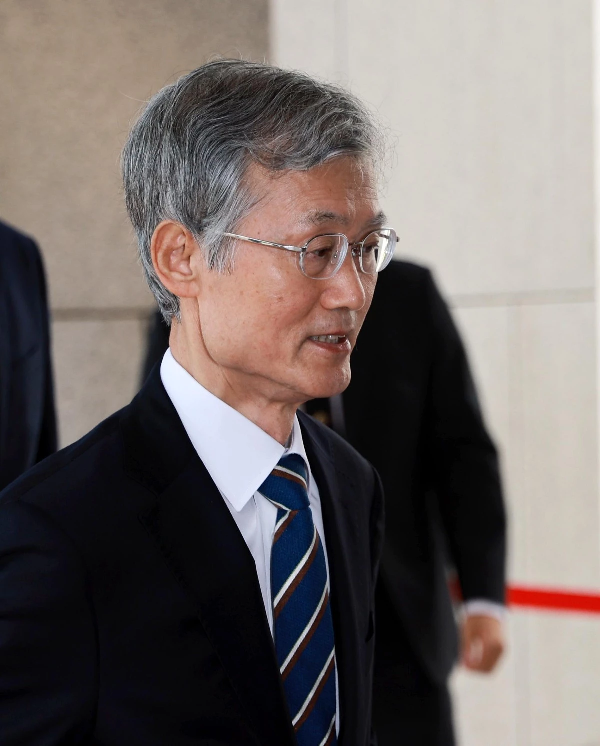 조희대 대법원장이 23일 서울 서초구 대법원 청사로 출근하고 있다. / 뉴스1