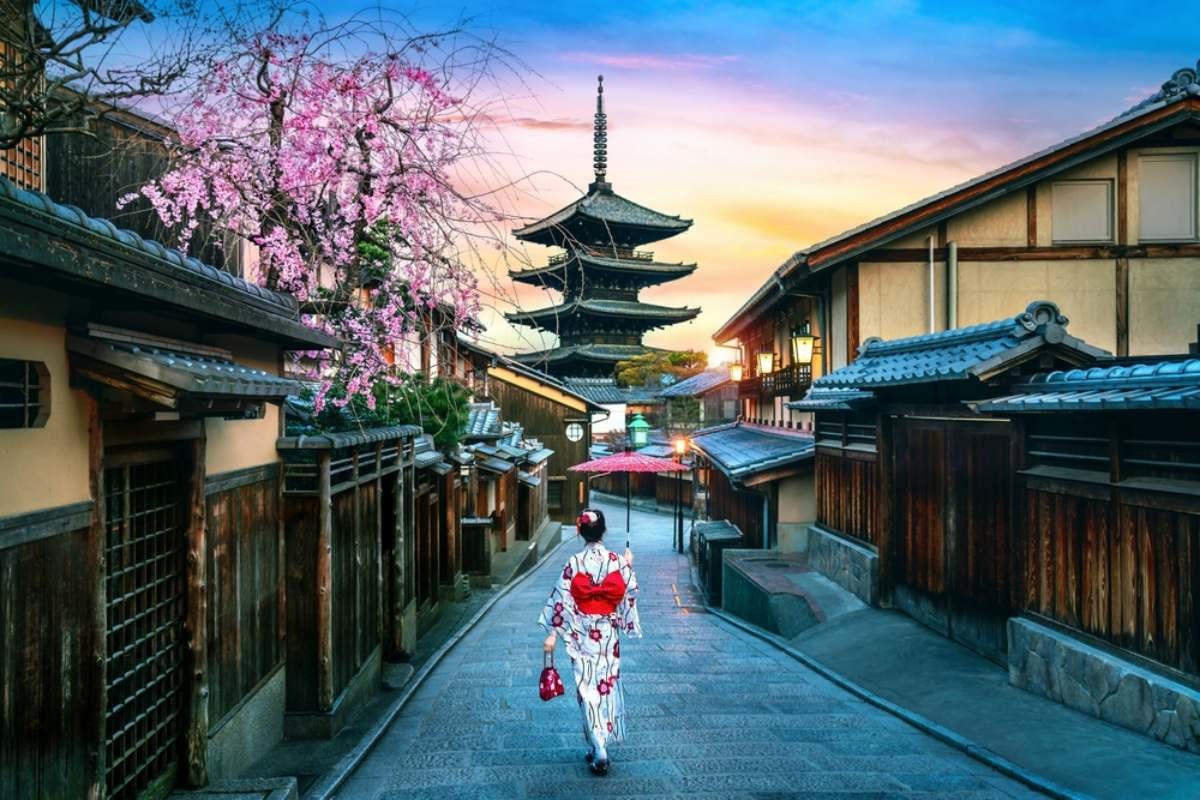 교토 자료사진. / Guitar photographer-shutterstock.com