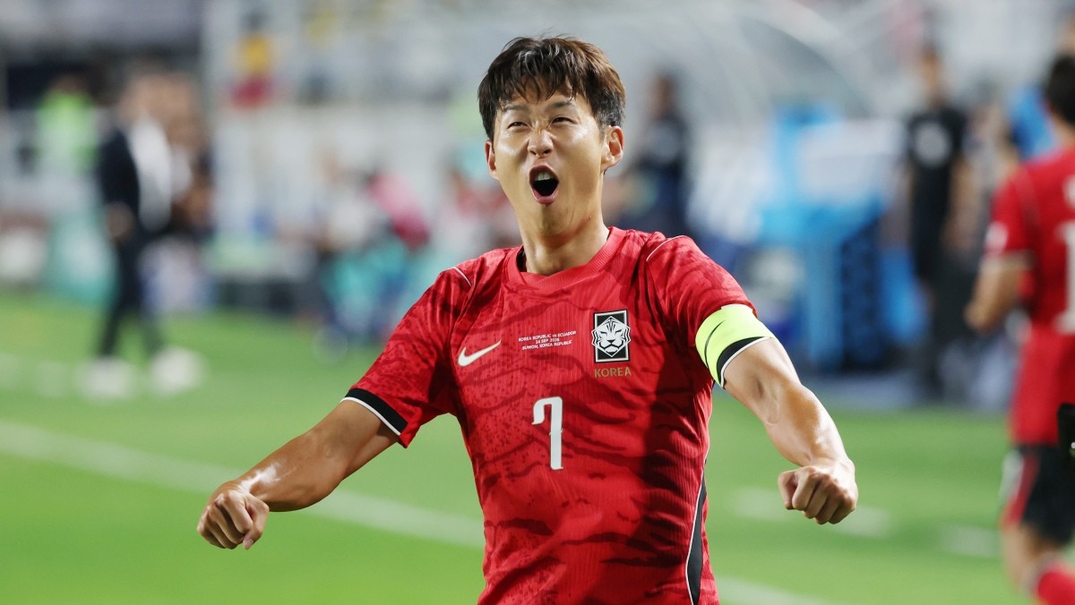 건재한 손흥민, 차범근에 단 한 골차…"민재가 때리라고 했다"