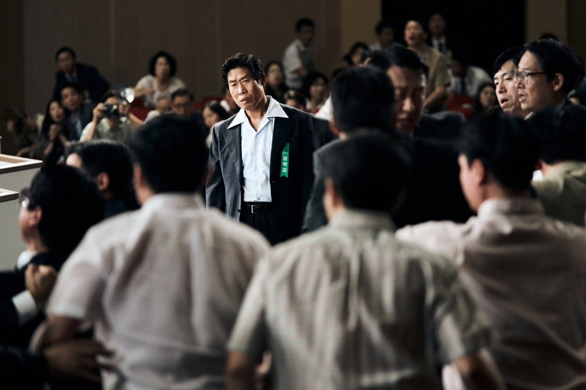 영화 '암살자(들)'의 한 장면 / 하이브미디어코프 제공
