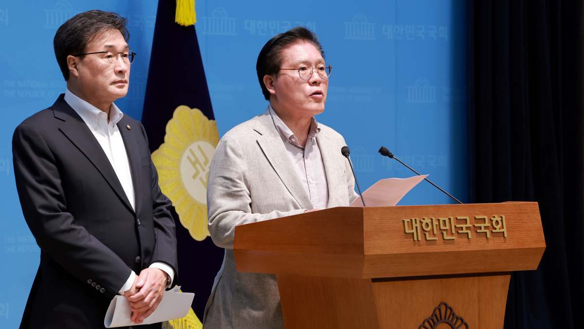 [속보] 합참·유엔사, DMZ 폭발현장 조사…“추가 조사 예정”
