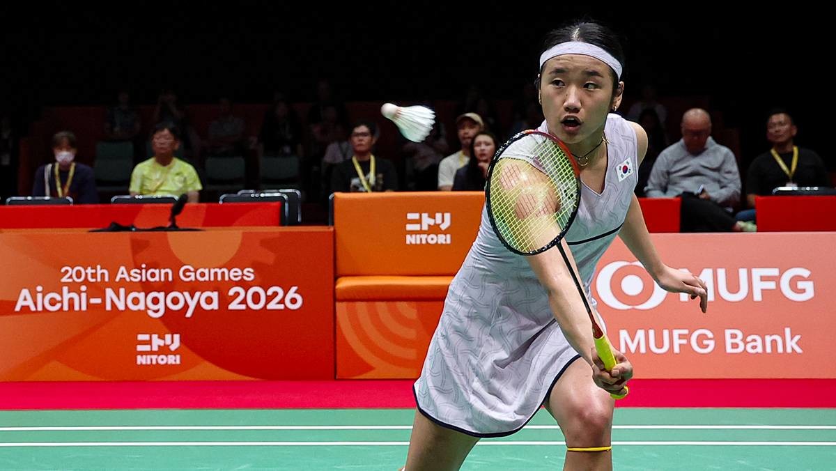 지난 23일 일본 아이치현 이치노미야시립 종합체육관에서 열린 2026 아이치·나고야 아시안게임 배드민턴 여자 단체 준결승 대한민국과 일본의 경기, 대한민국 안세영이 일본 야마구치 아카네를 상대로 경기하고 있다 / 뉴스1