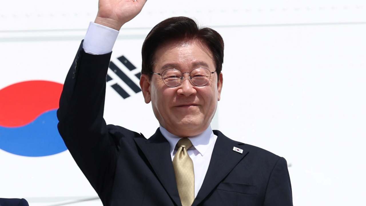북한군 포로 2명, 한국 이송 비공개 이유… “가족 안전과 인권 고려”