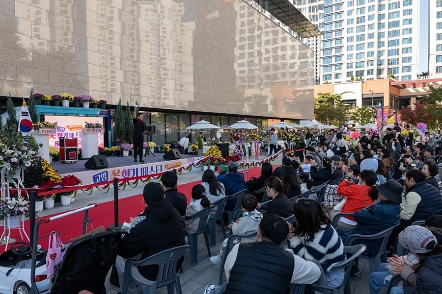 고양시, 호수공원·스타필드서 '10월 가을꽃축제' 연달아