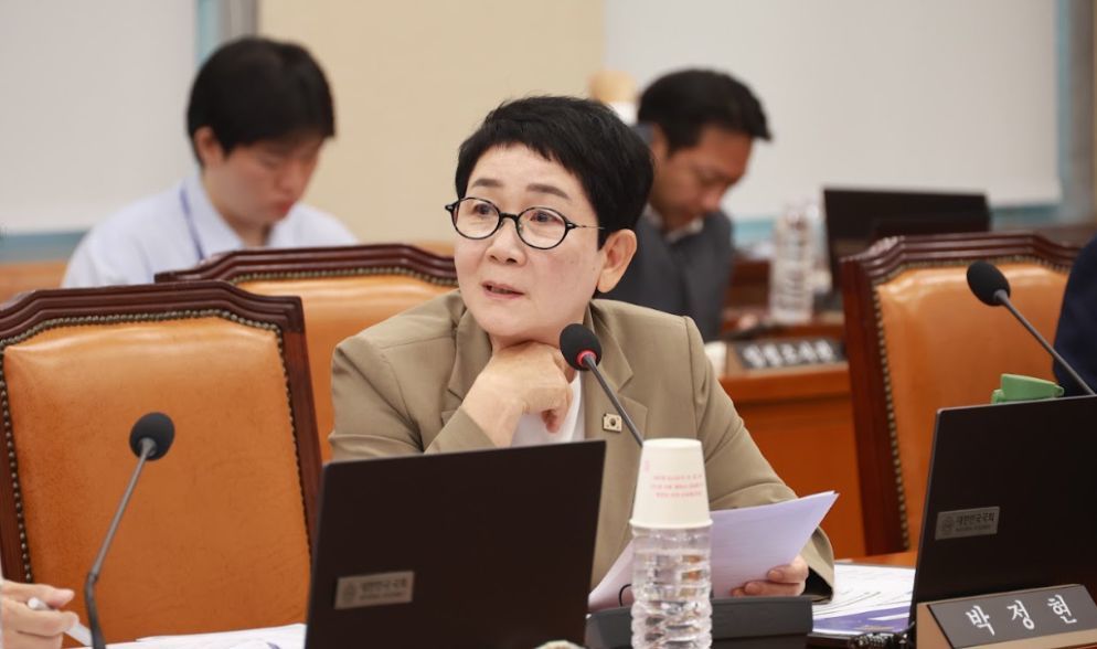 올림픽공원 시위 현장, 치안 부재 속 폭행·성범죄 등 불법 행위 신고...
