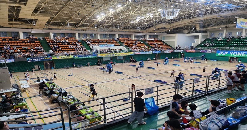 2026 전국연맹종별배드민턴선수권대회(초등) 성황리 막 내려