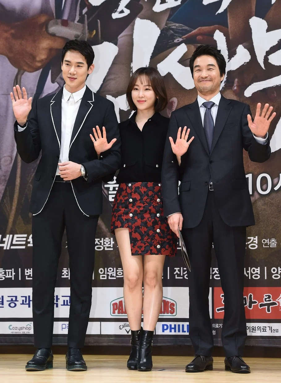 서현진, 사서교사 강지선 역…진실 공방의 한 축 / 유연석·서현진 (사진=뉴스1)